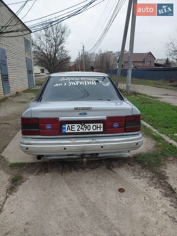 Седан Ford Scorpio 1987 в Вільногірську