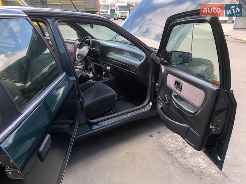 Седан Ford Scorpio 1991 в Шепетовке