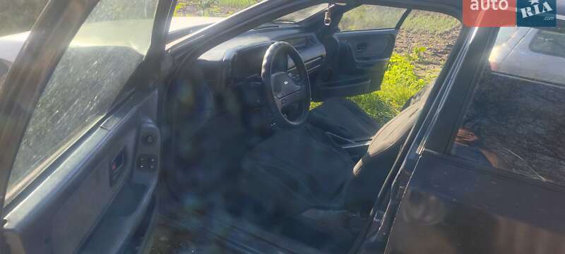 Лифтбек Ford Scorpio 1987 в Кривом Роге