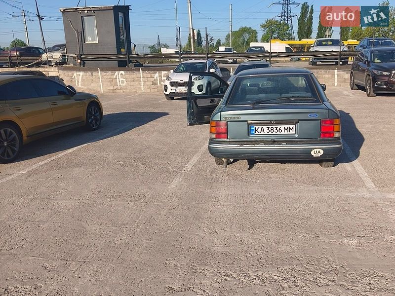 Ліфтбек Ford Scorpio 1988 в Києві