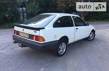 Седан Ford Sierra 1986 в Чернигове