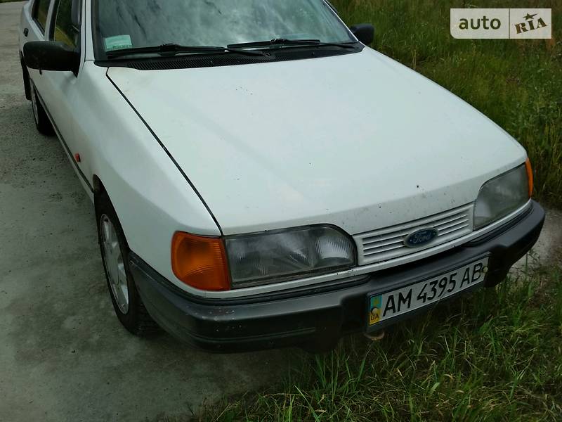 Седан Ford Sierra 1990 в Киеве