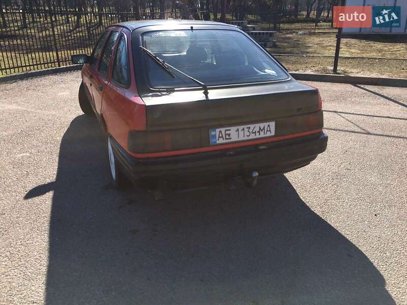 Хэтчбек Ford Sierra 1991 в Днепре
