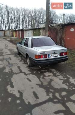 Седан Ford Sierra 1987 в Умани