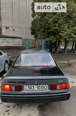 Седан Ford Sierra 1988 в Иваничах