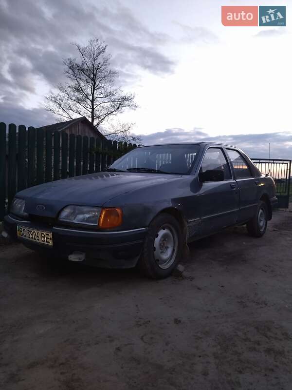 Седан Ford Sierra 1987 в Яворове