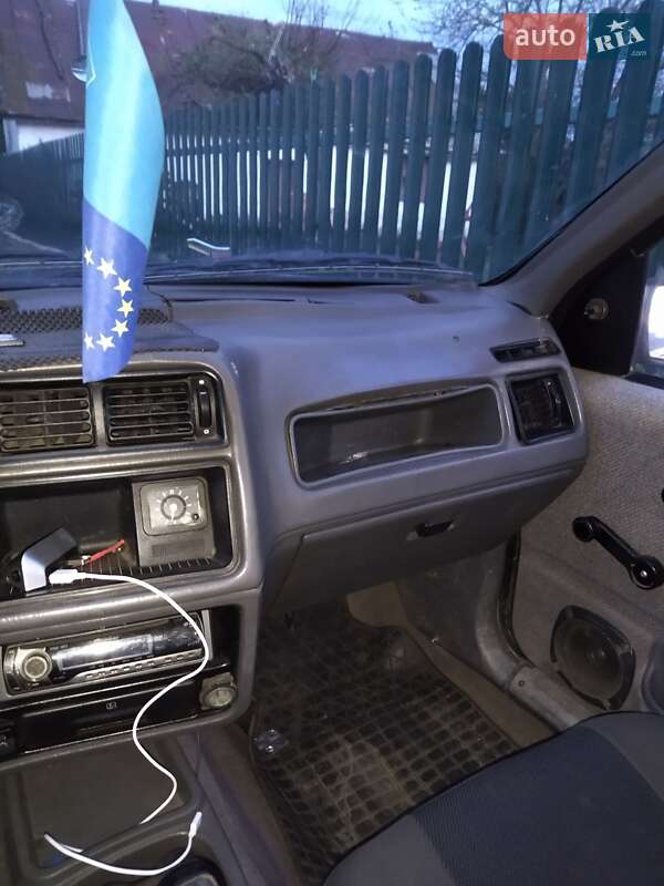 Седан Ford Sierra 1987 в Яворове