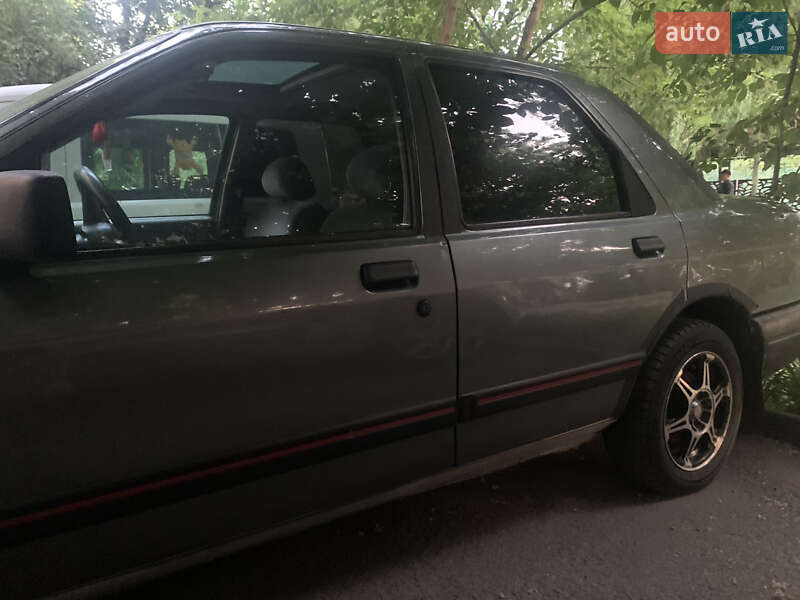 Седан Ford Sierra 1992 в Житомирі