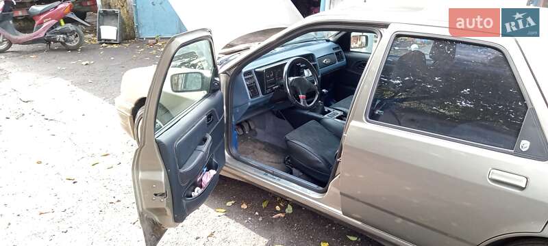 Седан Ford Sierra 1989 в Одессе