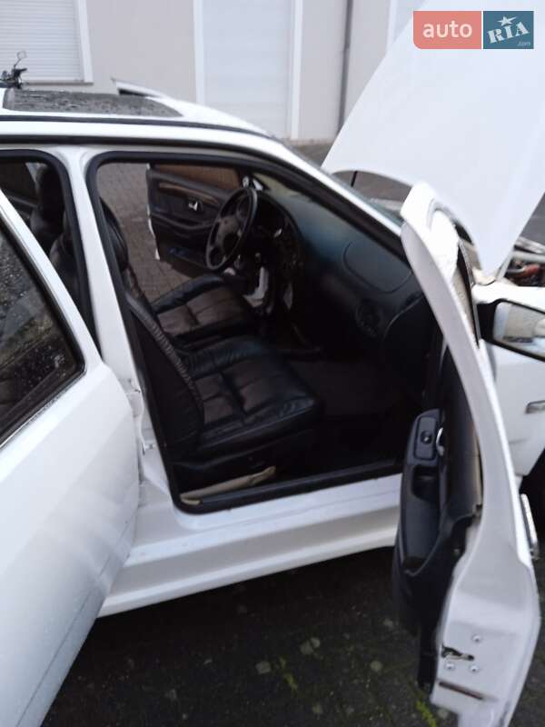 Седан Ford Sierra 1988 в Тернополе фото 36 Седан Ford Sierra 1988 в Тернополе