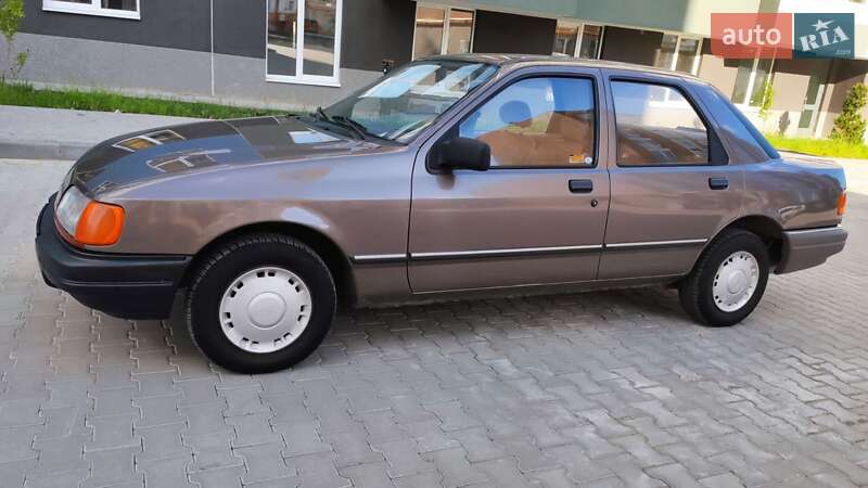 Седан Ford Sierra 1987 в Черновцах