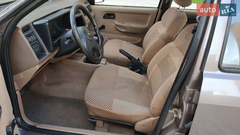 Седан Ford Sierra 1987 в Черновцах