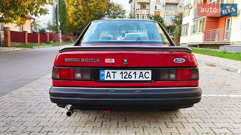 Седан Ford Sierra 1991 в Чернівцях