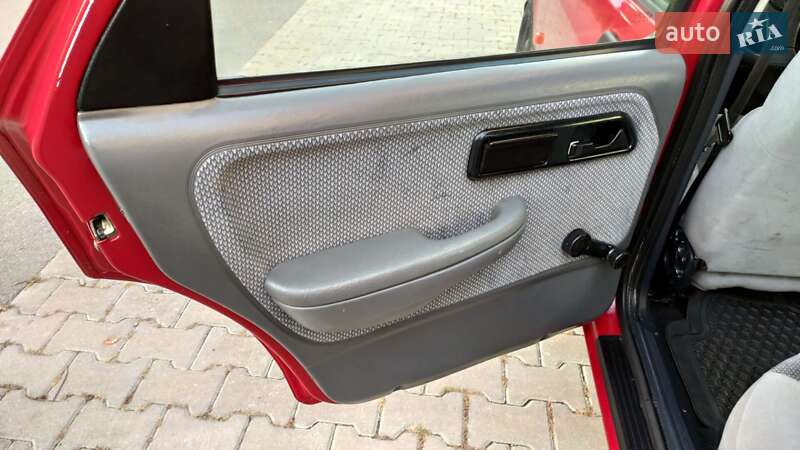 Седан Ford Sierra 1991 в Чернівцях