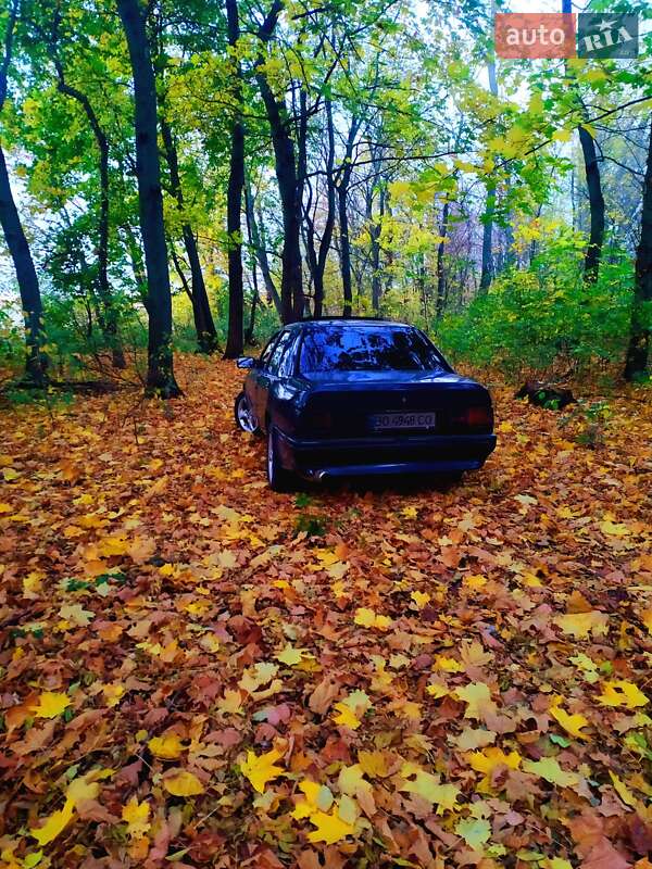 Седан Ford Sierra 1992 в Тернополі