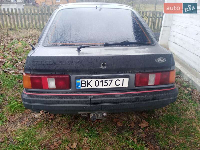 Лифтбек Ford Sierra 1989 в Ровно