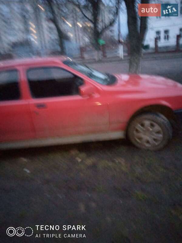 Лифтбек Ford Sierra 1985 в Ромнах фото 4 Лифтбек Ford Sierra 1985 в Ромнах