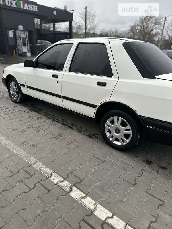 Седан Ford Sierra 1987 в Одессе