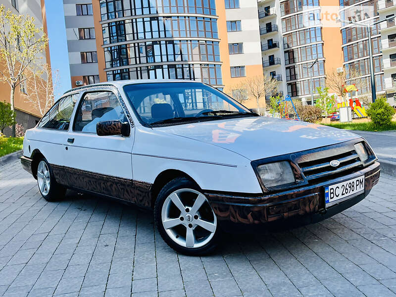 Купе Ford Sierra 1984 в Ивано-Франковске