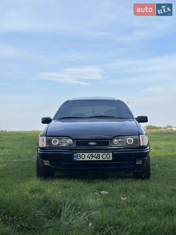Седан Ford Sierra 1992 в Тернополі