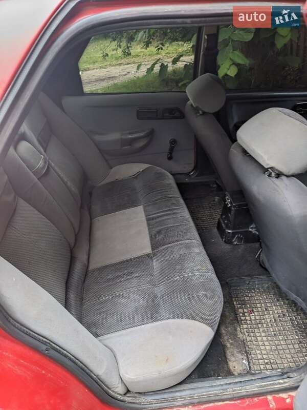 Седан Ford Sierra 1990 в Чернігові