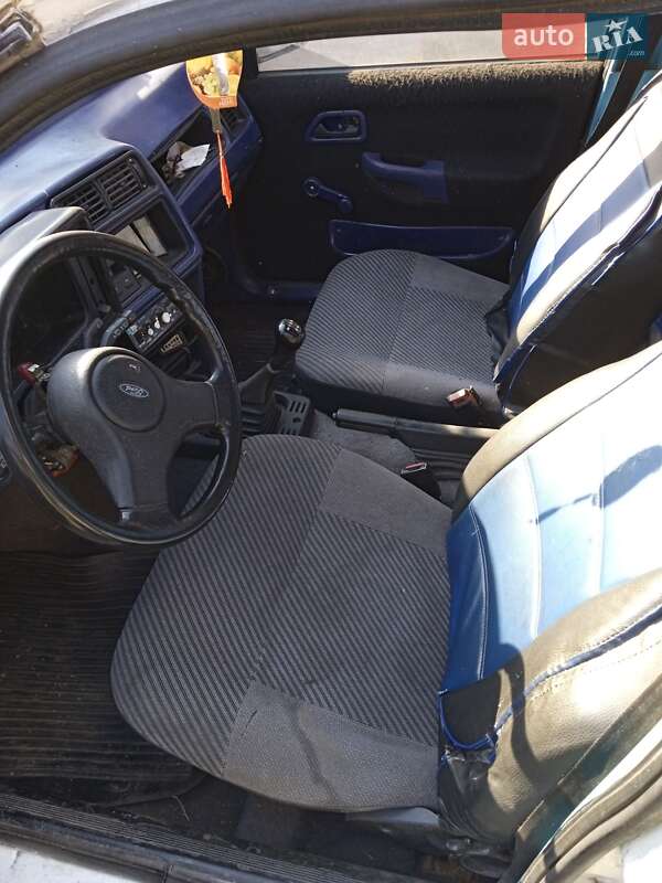 Лифтбек Ford Sierra 1987 в Знаменке