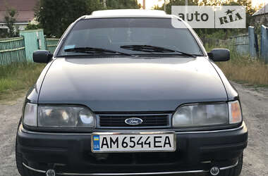 Седан Ford Sierra 1991 в Малині