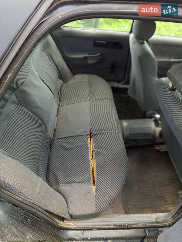 Седан Ford Sierra 1988 в Дубно фото 9 Седан Ford Sierra 1988 в Дубно