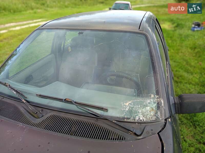 Седан Ford Sierra 1988 в Дубно фото 6 Седан Ford Sierra 1988 в Дубно