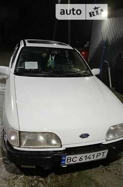 Седан Ford Sierra 1988 в Стрию