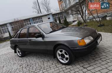 Седан Ford Sierra 1988 в Надворной