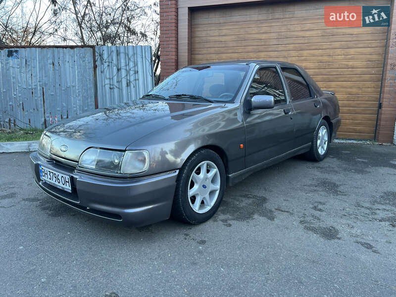 Седан Ford Sierra 1987 в Черноморске