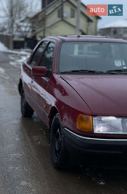 Седан Ford Sierra 1989 в Калуше