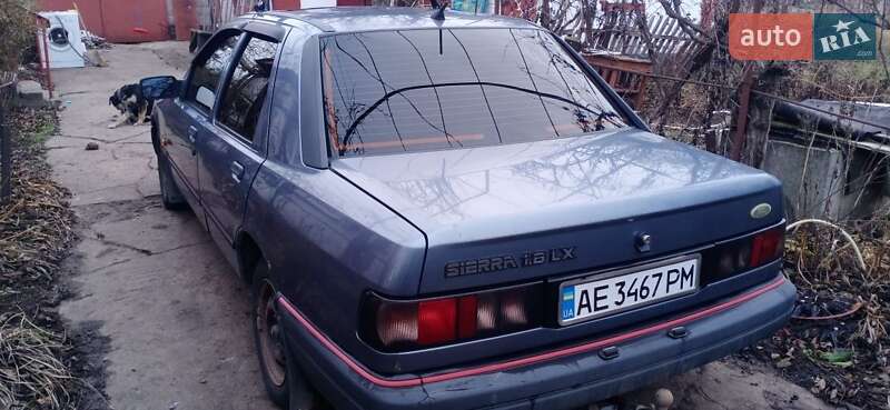 Седан Ford Sierra 1989 в Кривом Роге