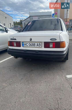 Седан Ford Sierra 1988 в Львове