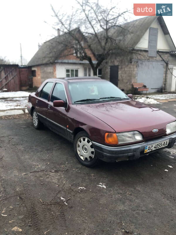 Седан Ford Sierra 1989 в Кілках