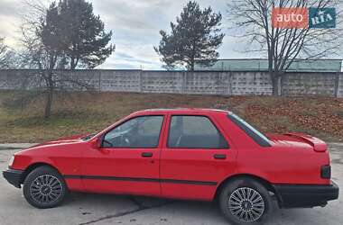 Седан Ford Sierra 1991 в Вараше