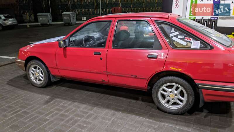 Лифтбек Ford Sierra 1987 в Киеве
