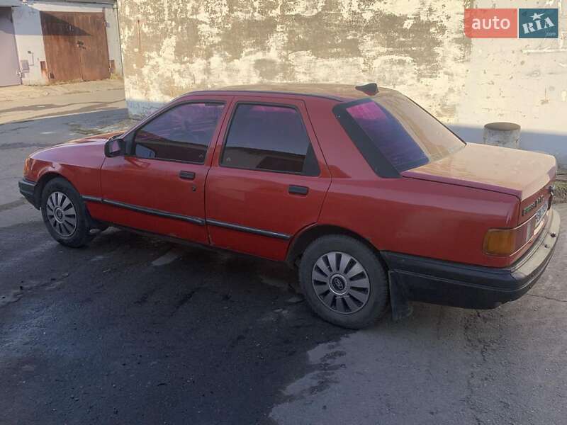 Седан Ford Sierra 1988 в Ровно