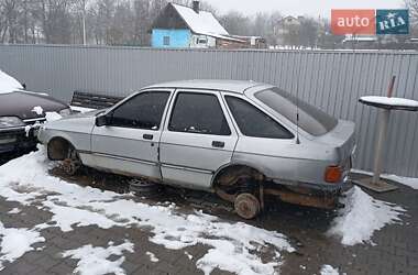 Седан Ford Sierra 1989 в Сторожинце