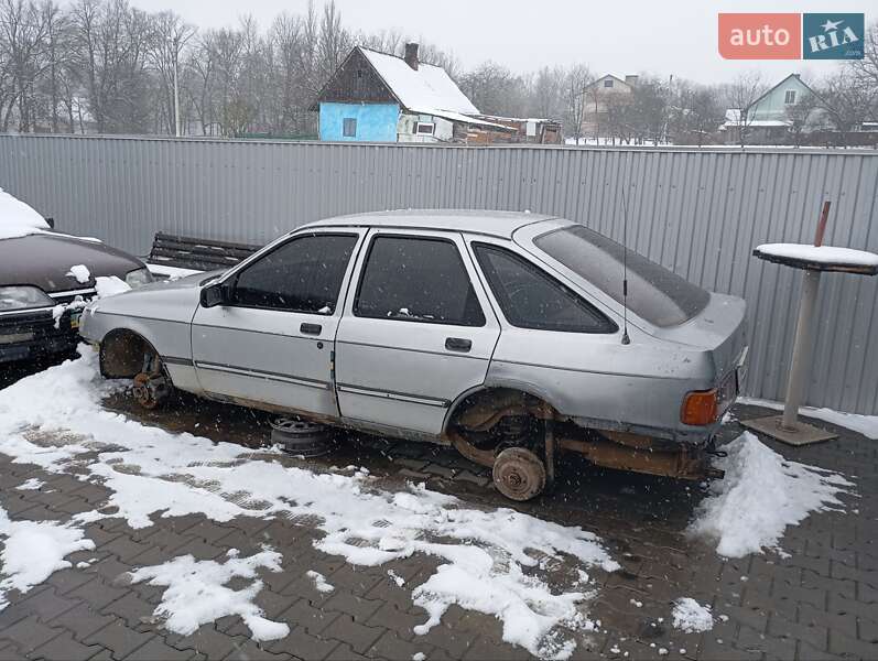 Седан Ford Sierra 1989 в Сторожинце