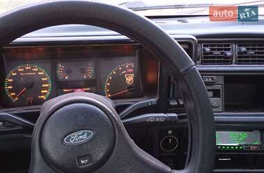 Седан Ford Sierra 1988 в 