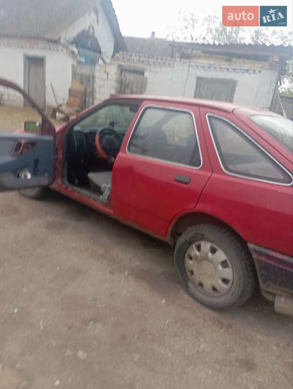 Лифтбек Ford Sierra 1986 в Виннице