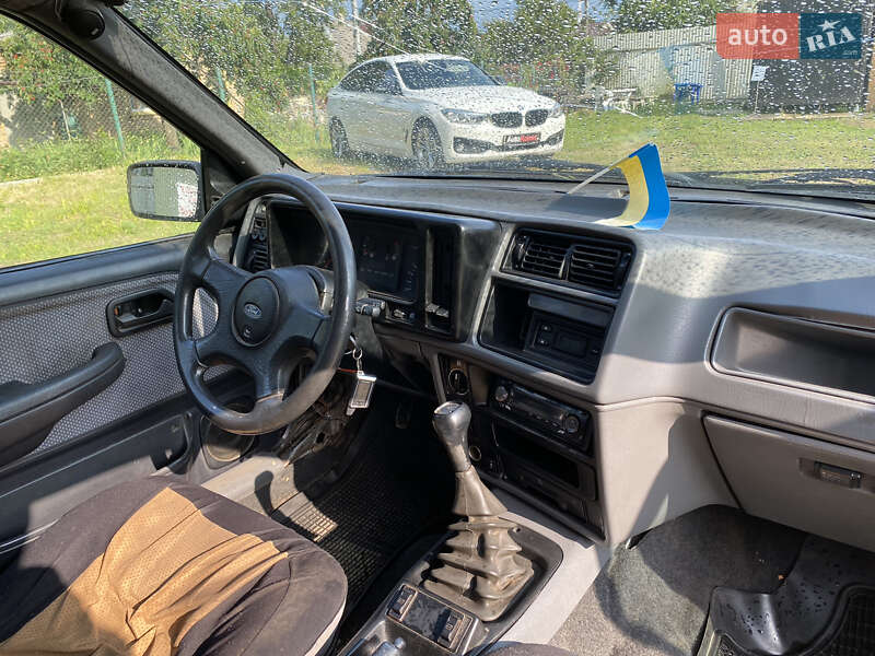 Седан Ford Sierra 1987 в Киеве