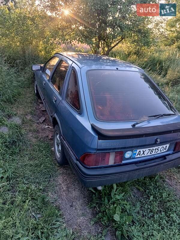 Лифтбек Ford Sierra 1986 в Лозовой