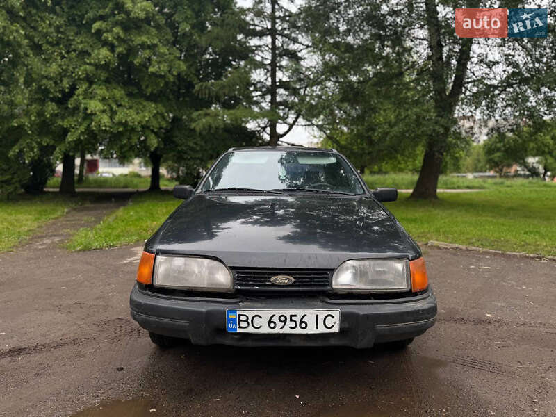 Седан Ford Sierra 1990 в Львове