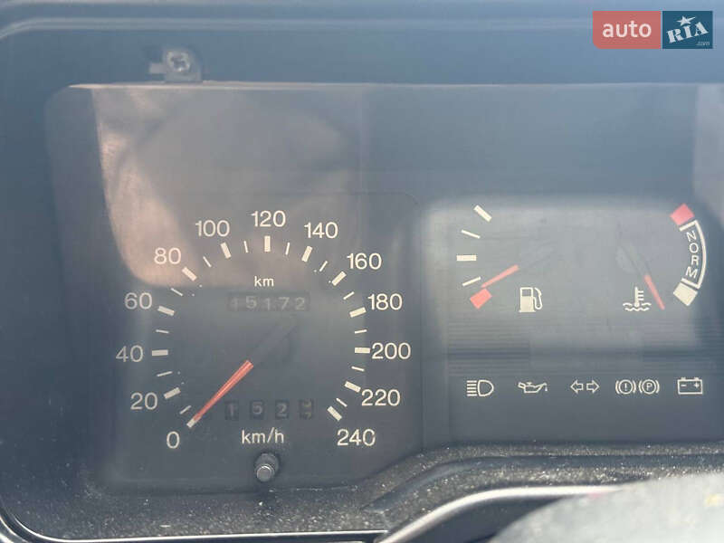 Седан Ford Sierra 1990 в Львове