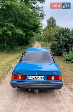 Седан Ford Sierra 1987 в Радомышле