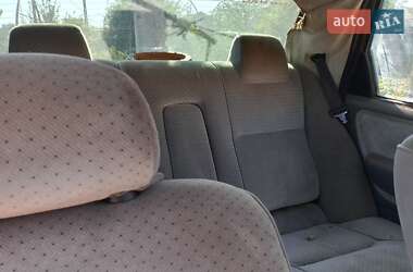 Седан Ford Sierra 1988 в Широком