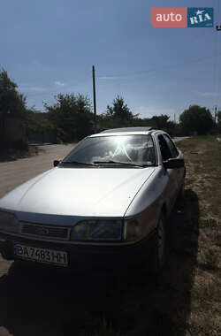 Седан Ford Sierra 1990 в Кропивницком